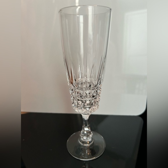 Cristal d’Arques Durand Pompadour Champagne Flutes | Set of 6 - Picture 4 of 4